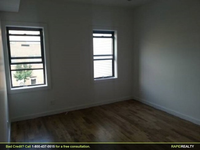 Building Photo - 1347 Dekalb Ave