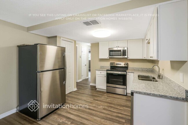 Foto del edificio - 7541 Lancelot Rd