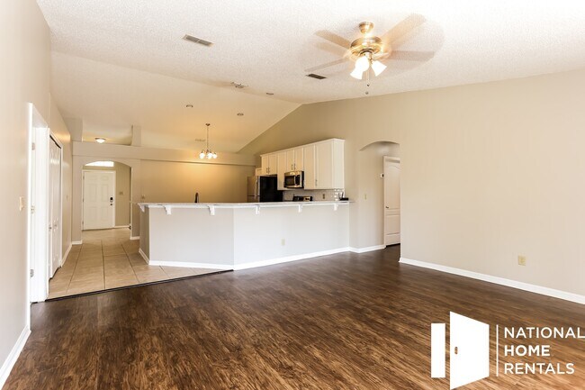 Foto del edificio - 10316 Wood Dove Way