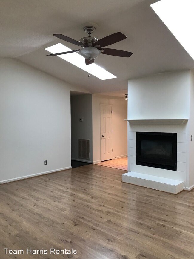 Foto del edificio - 3 br, 2 bath House - 200 Forest Pond Drive