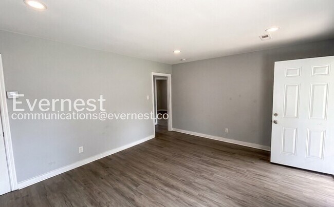 Foto del edificio - 1000 4th Ave W