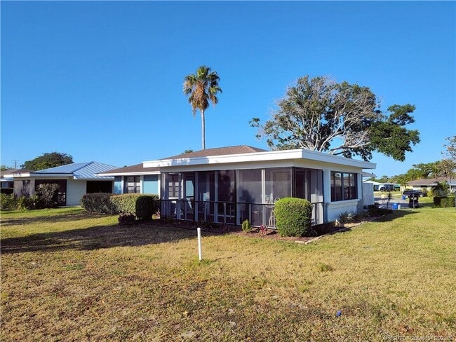 Building Photo - 5211 SE Sea Island Way