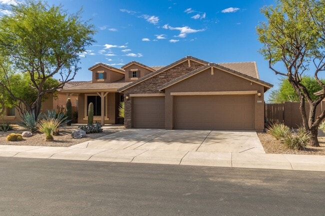 Building Photo - The Fairways GATED subdivision in Estrella...