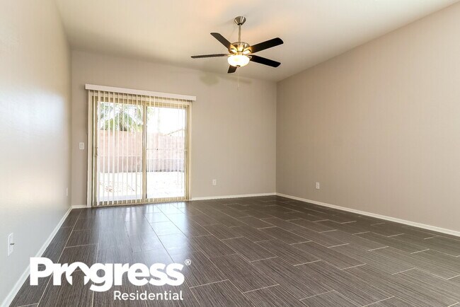 Building Photo - 6981 S Blue Hills Dr