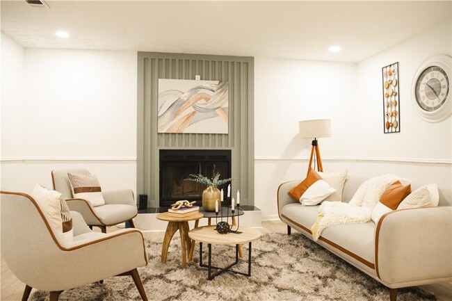 Foto del edificio - 5067 Stone Trace