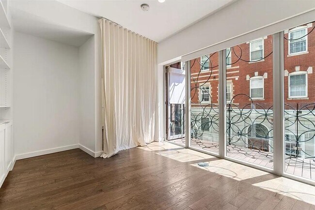 Foto del edificio - 126 Salem St