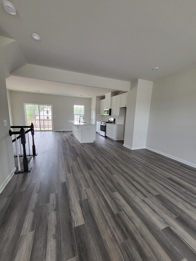 Building Photo - 1105 Kentlands Dr
