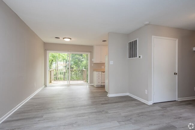 Foto del interior - Beautiful setting for your newly renovated...