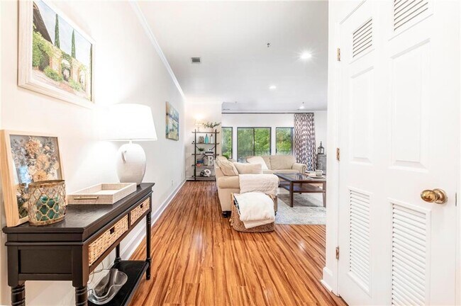 Foto del edificio - 2921 Lenox Way NE