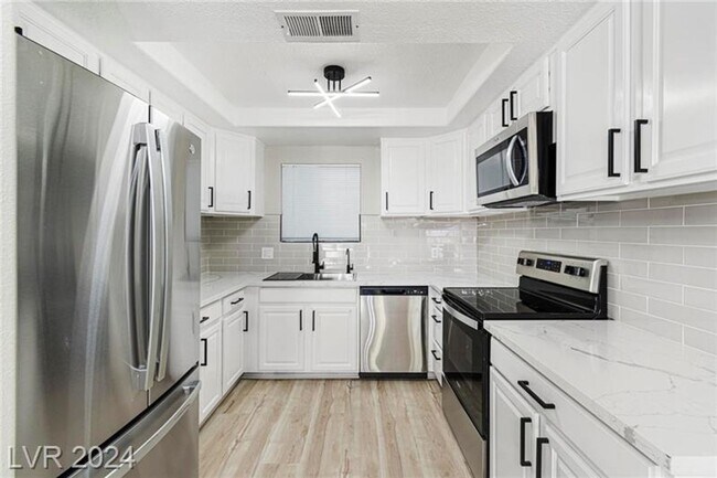 Building Photo - 1730 Jupiter Ct