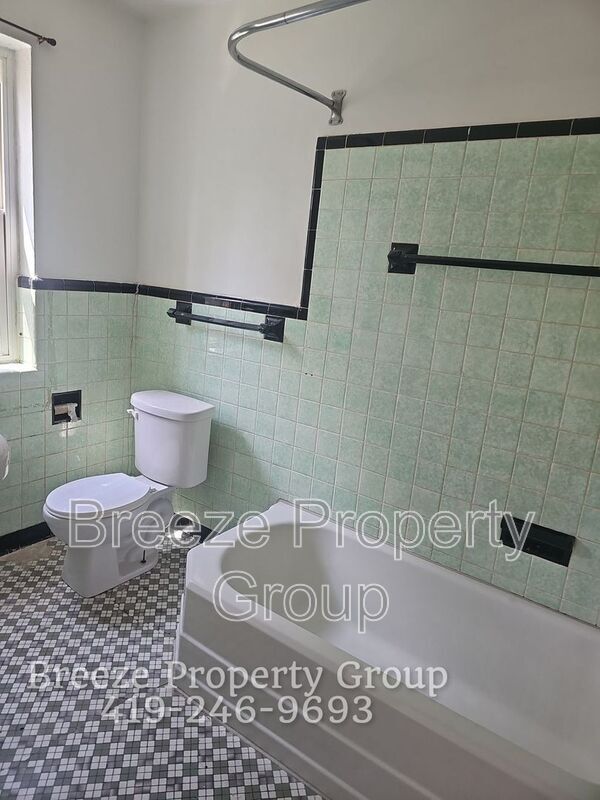 Building Photo - 2356 Torrey Hill Dr