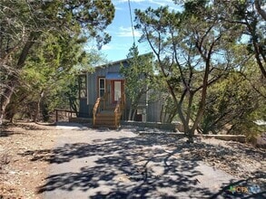 Building Photo - 238 Ledgeview Dr