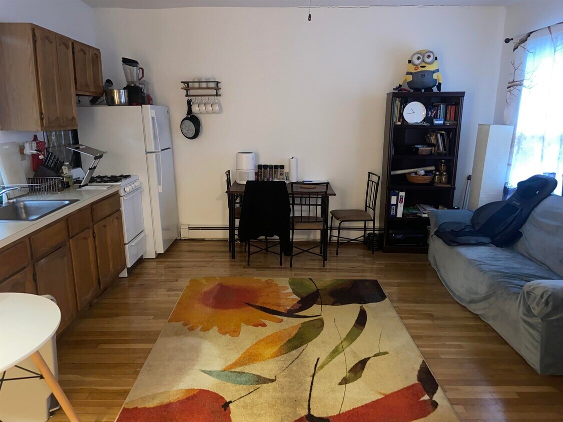Foto principal - 518 Adams St