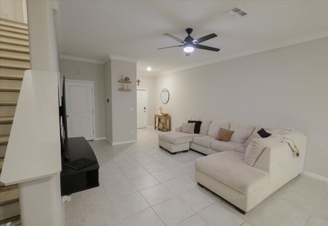 Foto del edificio - 1595 Cassius St