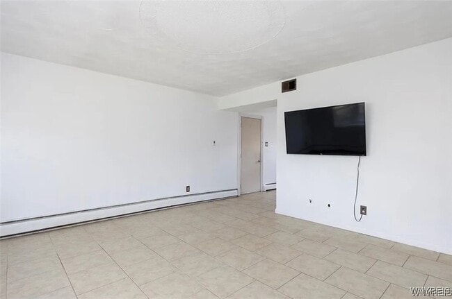 Building Photo - 108 Jenell Dr