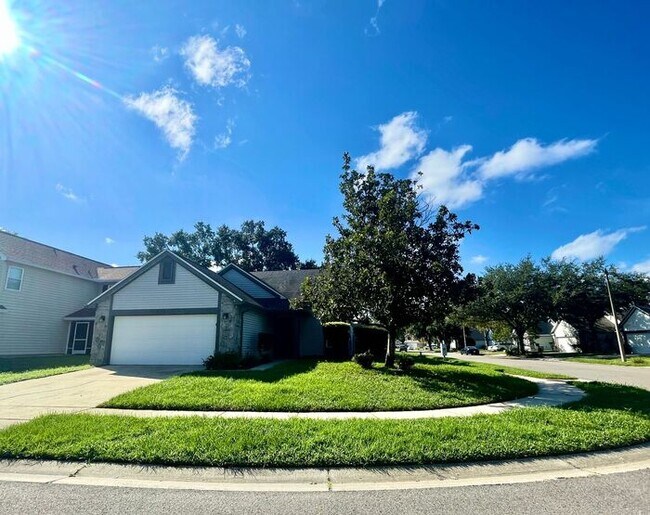 Foto del edificio - NICE 3/2.5 OVIEDO TWO-STORY HOME OFF DEAN ROAD