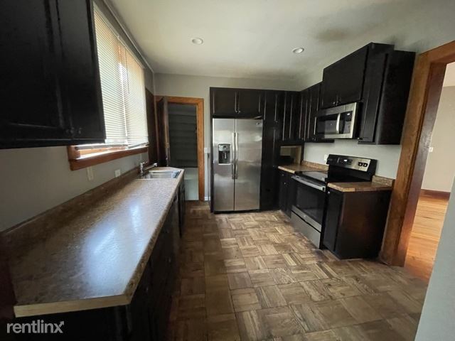 Building Photo - 4 br, 3 bath House - 521 Melrose Ave