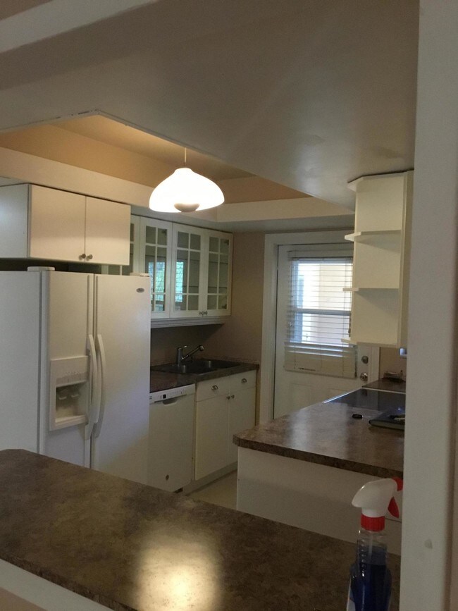 Building Photo - 401  Northlake Court