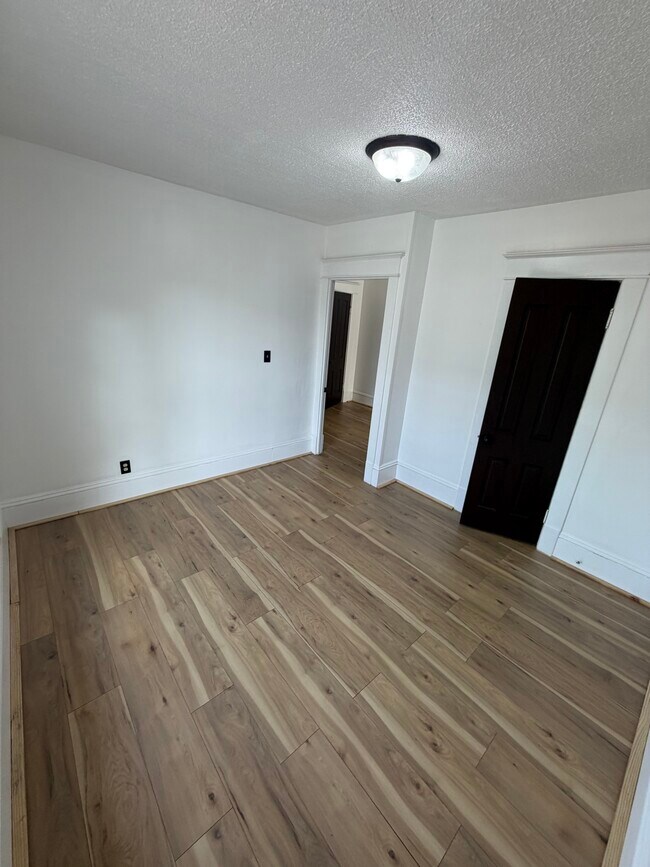 Foto del edificio - 336A Bowen St