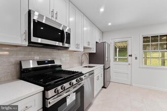 Building Photo - 11710 Milbern Dr