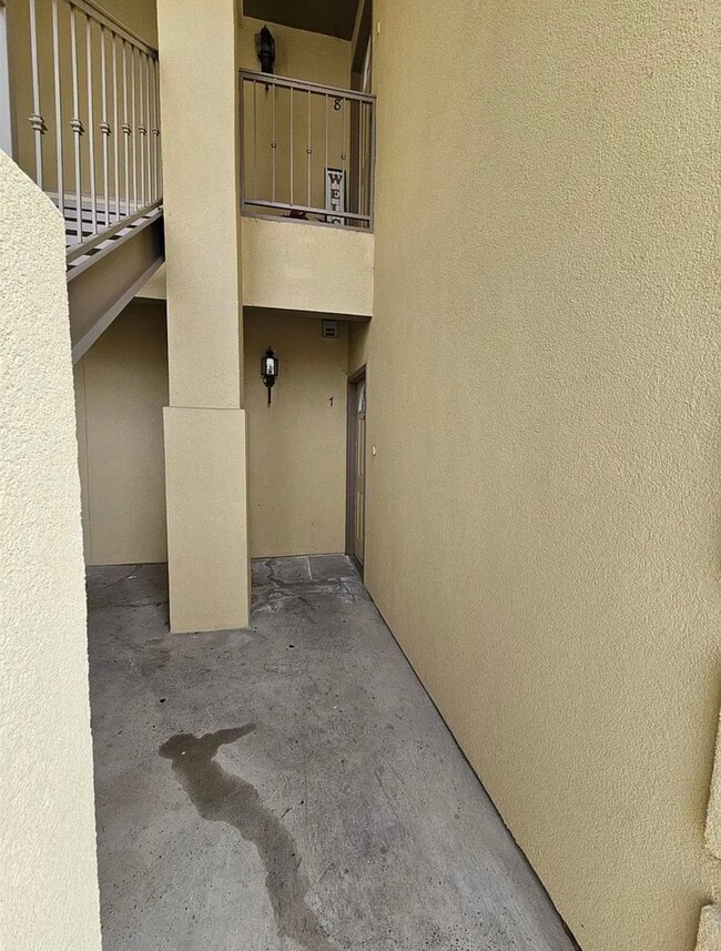 Building Photo - 9804 Cantera Ct