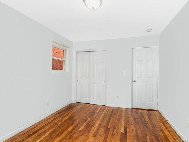 Building Photo - 3358 Colden Ave