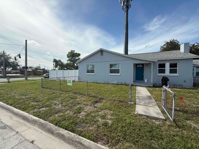 Building Photo - 4855 Fairfield Ave S