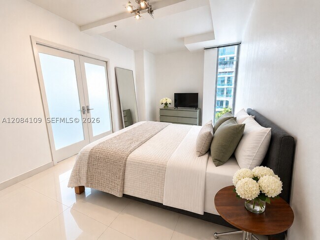 Foto del edificio - 690 SW 1st Ct