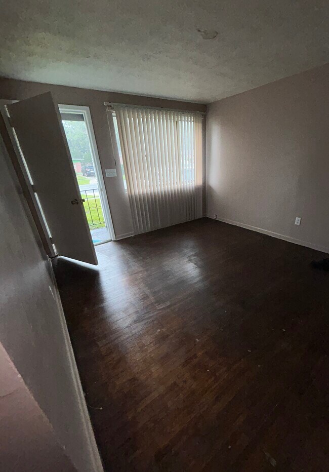 Foto del edificio - 2620 Wilkins Ct