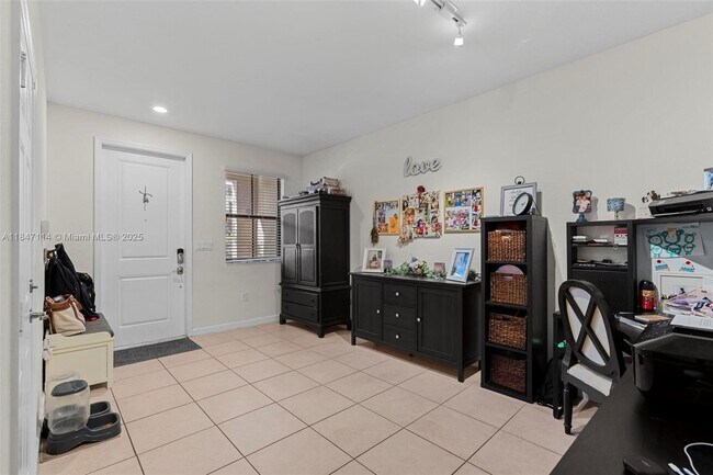 Foto del edificio - 11468 SW 252nd Ter