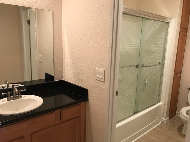 Building Photo - Saddleback Condo