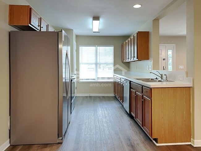 Building Photo - 4809 Wheatfield Dr