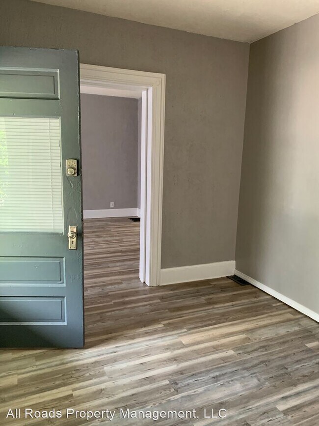 Foto del edificio - 3 br, 1.5 bath House - 139 Gunckel Ave