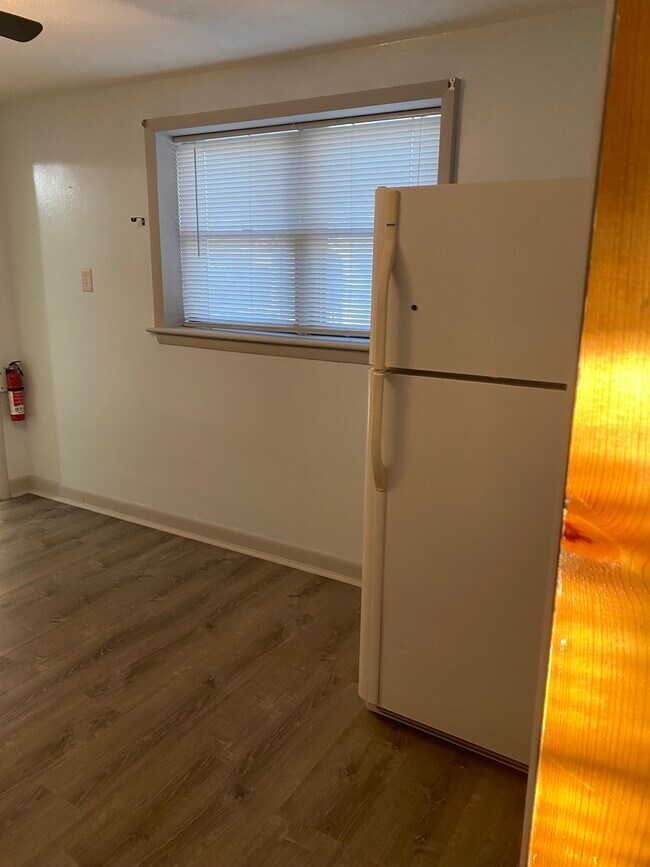 50 Cedar St, Pennsville, NJ 08070 House Rental in Pennsville, NJ