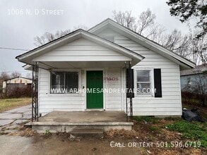 Building Photo - 1006 N Dakota Ave