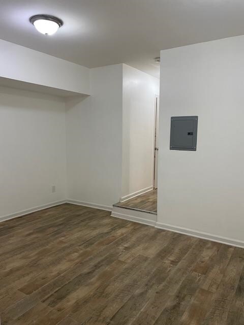 Building Photo - 512 43rd St
