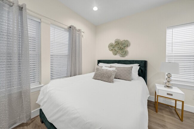 Foto del edificio - 2508 Briley St