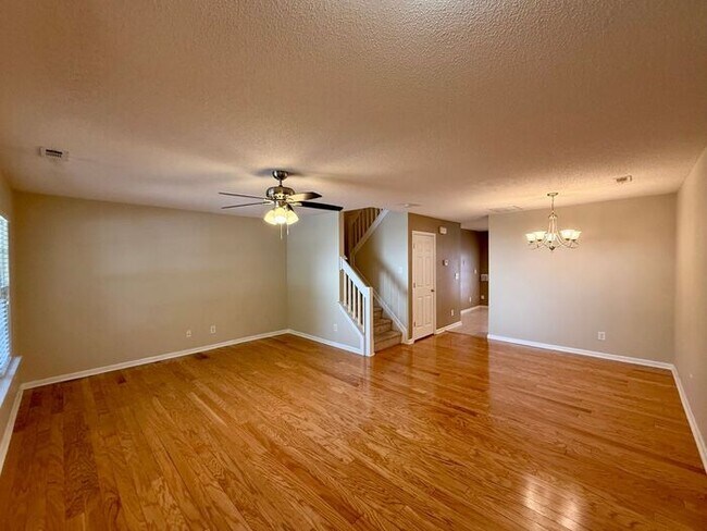 Building Photo - Holly Ridge