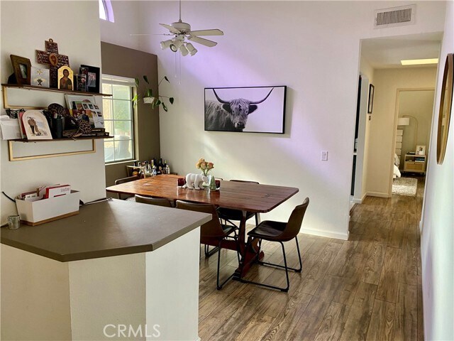 Foto del edificio - 5255 Box Canyon Ct