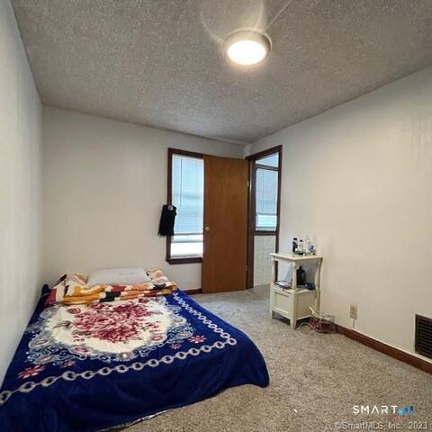 Foto del edificio - 15 Wakefield Ct