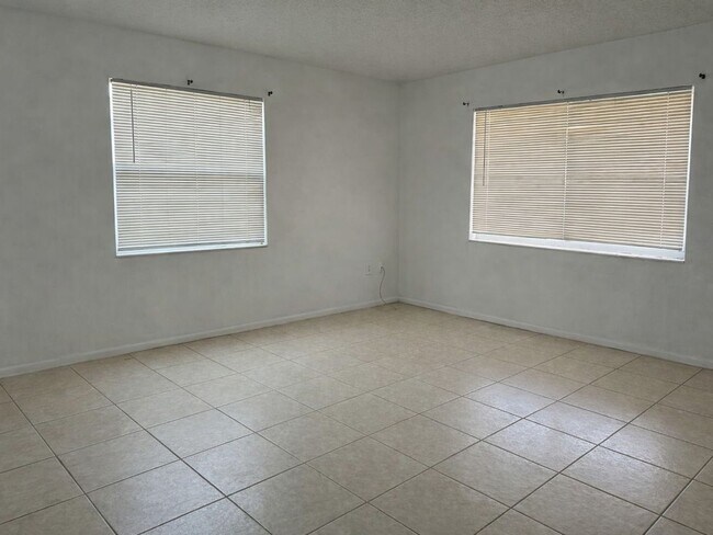 Foto del edificio - 5016 22nd St W