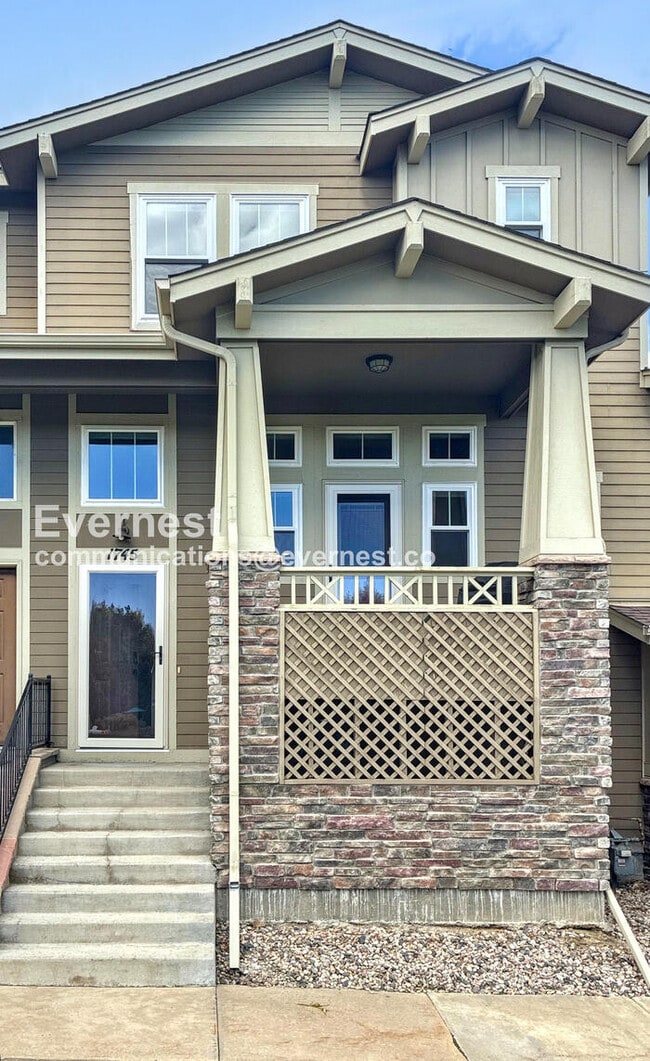 Building Photo - 1745 Venice Ln