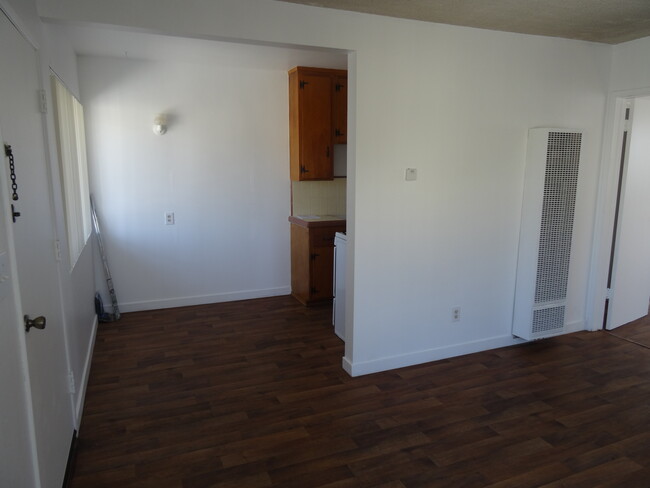 Building Photo - 4264 Chamoune Ave