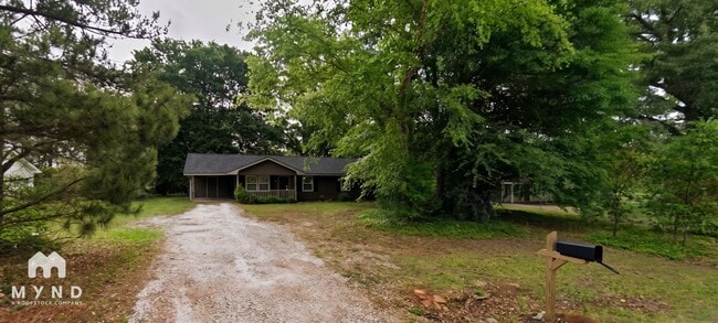 Building Photo - 555 Womack Rd