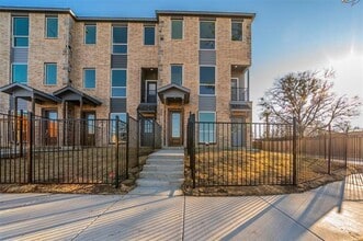 Building Photo - 1617 Mignon Dr