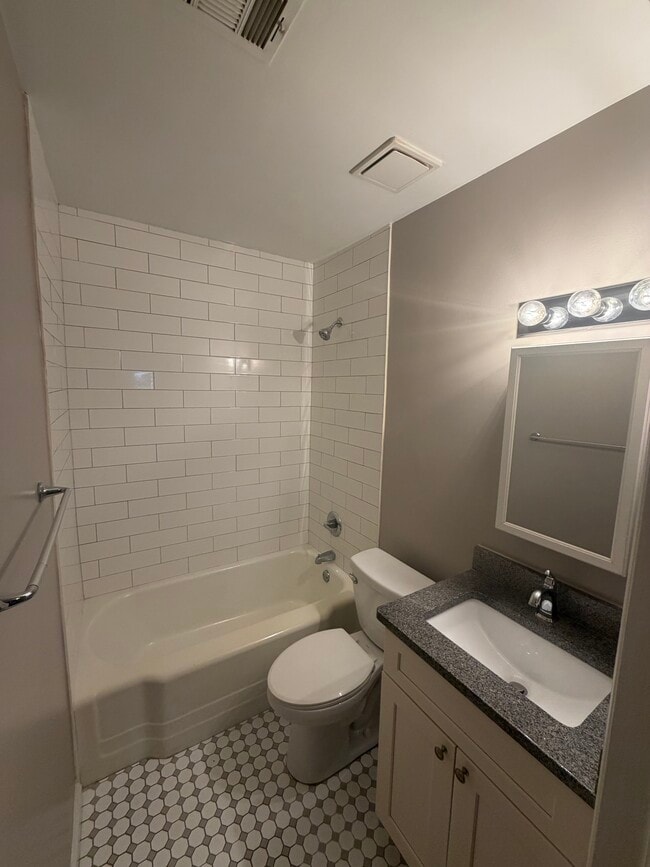 Foto del edificio - The Avenue Apartments