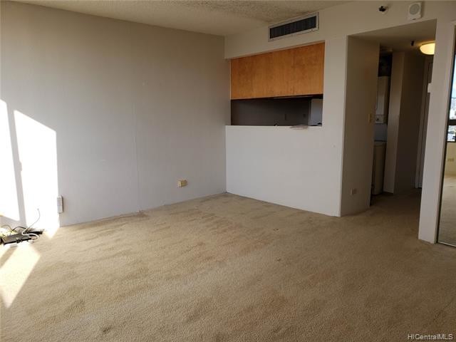 Building Photo - 2499 Kapiolani Blvd