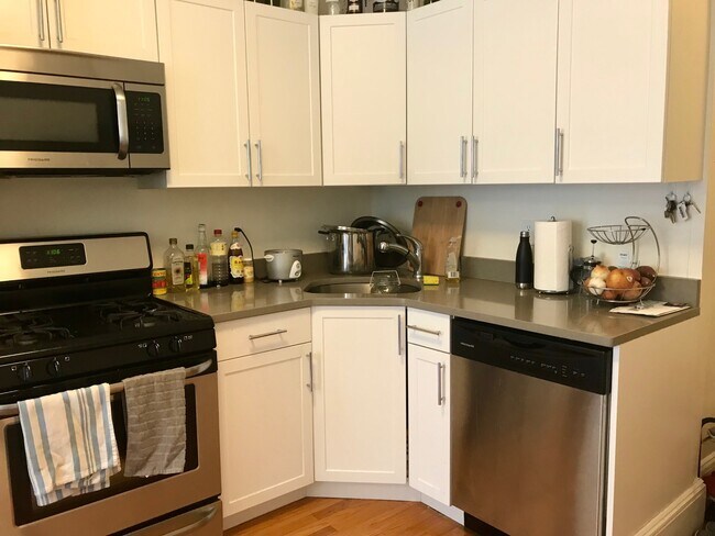 Foto del edificio - 83 Harvard St