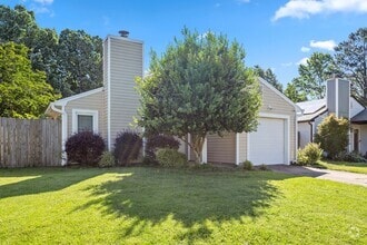 Building Photo - 920 White Oak Ct N