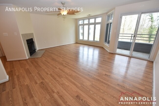 Building Photo - 1132 Lake Heron Dr